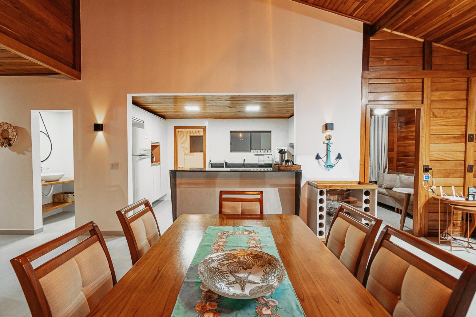 Casadecastelhanos, Quadra Do Mar De Castelhanos, 4 Suites Com Ar, Churrasqueira, Piscina, Hidromassagem, Cozinha Integrada Gourmet Ideal Para Familia E Amigos Anchieta (Espirito Santo) Exterior foto